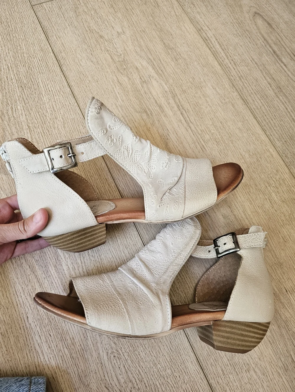 Miz Mooz Leather Heeled Sandals Open Toe Corra Linen Tooled Leather